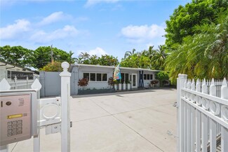 5605 W 13th Ct, Hialeah, FL 33012