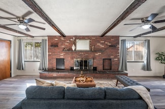 7902 Morrow Ave NE, Albuquerque, NM 87110