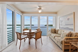 4310 Falmouth Dr Unit 304, Longboat Key, FL 34228