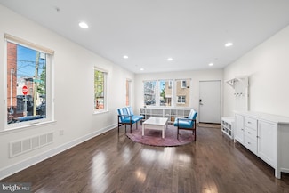 2315 Sepviva St, Philadelphia, PA 19125