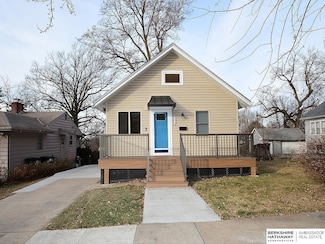 2024 N 61st St, Omaha, NE 68104