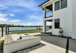 3572 Courtside Cir, Huntington Beach, CA 92649
