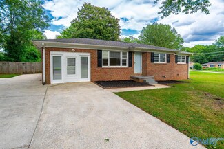 3613 Bragg St NW, Huntsville, AL 35810