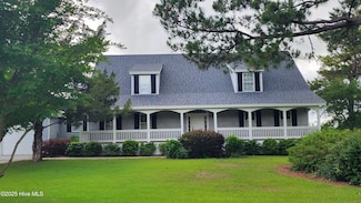 166 Heron Point Rd, Beaufort, NC 28516