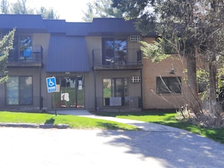 14 Strawberry Bank Rd, Nashua, NH 03062