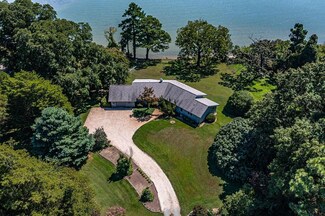 56 Bertrand Place, Lancaster, VA 22503