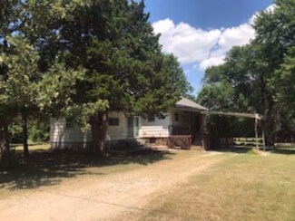 719 6th St, Elk Falls, KS 67345