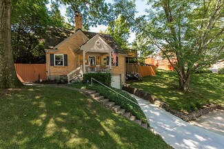 1429 Amsterdam Rd, Park Hills, KY 41011
