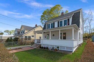 268 Humphrey St, Marblehead, MA 01945