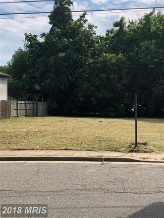 5715 Jost St, Fairmount Heights, MD 20743