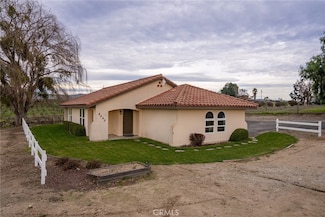 8460 Magdalena Dr, San Miguel, CA 93451