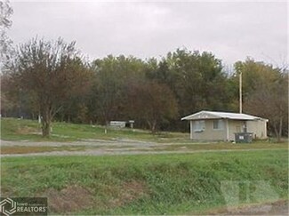 10580 Field Ave, Poweshiek, IA 50054