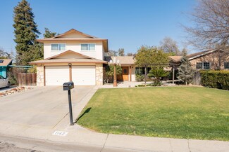 1142 W Princeton Ave, Visalia, CA 93277