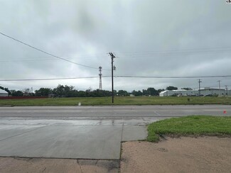 0000 E 4th Ave, Hutchinson, KS 67501