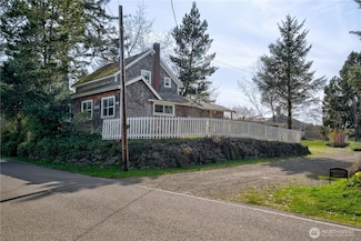 4615 K Place, Seaview, WA 98644