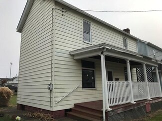 734 Park St, California, PA 15419