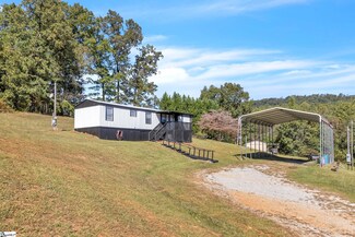 355 Ravenwood Ln, Pickens, SC 29671
