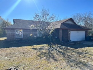 10722 E First St, Claremore, OK 74019
