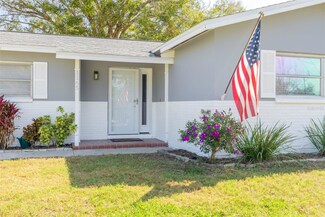 1165 Lazy Lake Rd E, Dunedin, FL 34698