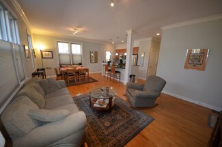 121 Green St Unit 104, Boston, MA 02130