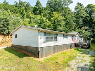 3724 Wilkinson Pike, Maryville, TN 37803