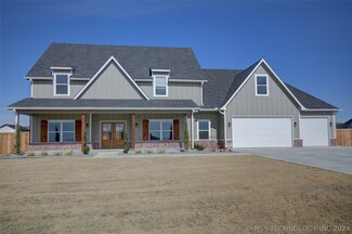 113 E 168th St S, Glenpool, OK 74033