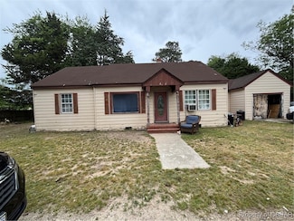 3445 Providence Rd, Hayes, VA 23072