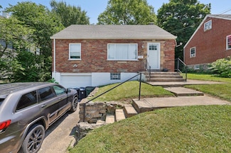 10122 Grandview Ave, Cincinnati, OH 45215