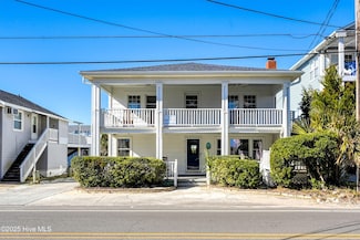 715 Carolina Beach Ave N, Carolina Beach, NC 28428