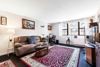 402 E 90th St Unit 10F, New York, NY 10128