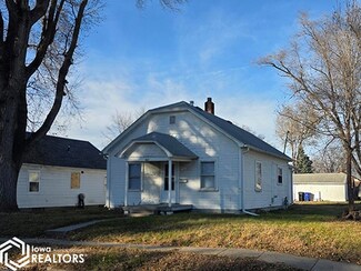 927 E Mary St, Ottumwa, IA 52501