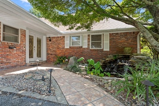 20 Magnolia Ave, Shalimar, FL 32579