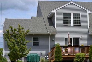 43 Terry Ln, Plainville, MA 02762