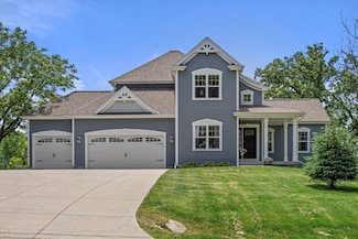 N38W26971 Glacier Rd, Pewaukee, WI 53072