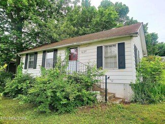 1007 E 1st Ave, Lenoir City, TN 37771