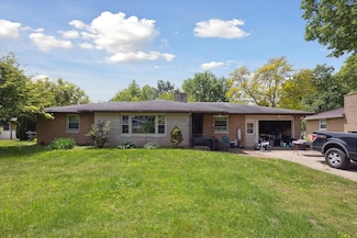 2726 Horton Ct, Niles, MI 49120