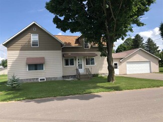 302 E Westgor Ave, Wittenberg, WI 54499