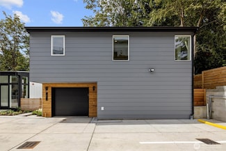 12013 36th Ave NE, Seattle, WA 98125