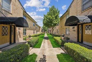 5817 Sandhurst Ln Unit B, Dallas, TX 75206