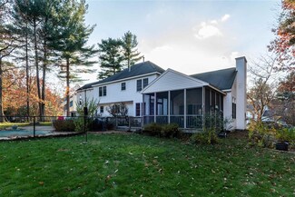 17 Damper Cir, Nashua, NH 03063