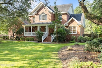 107 Wild Berry Ln, Hampstead, NC 28443