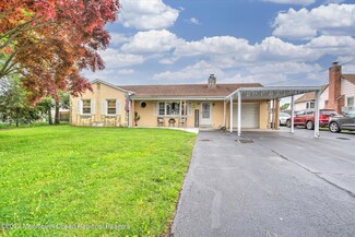 18 Cedar Ave, Bordentown, NJ 08505
