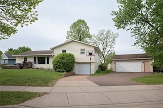 2702 Clark Place, Eau Claire, WI 54701