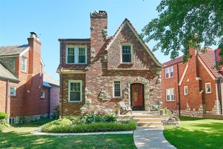 6530 Murdoch Ave, Saint Louis, MO 63109