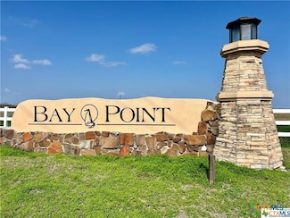 26 Bay Point Dr, Port Lavaca, TX 77979