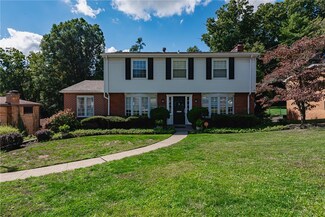 1216 Harvest Dr, Monroeville, PA 15146
