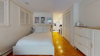 81 Green St Unit 15, Brookline, MA 02446