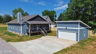 7717 Freeway Heights Dr, Knoxville, TN 37938
