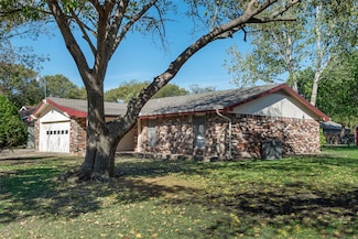 703 Rolling Ridge Ln, Duncanville, TX 75116