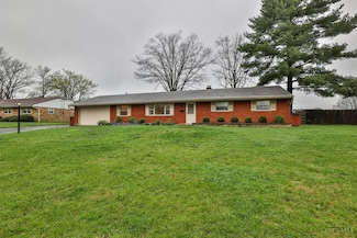 8881 Cavalier Dr, Cincinnati, OH 45231